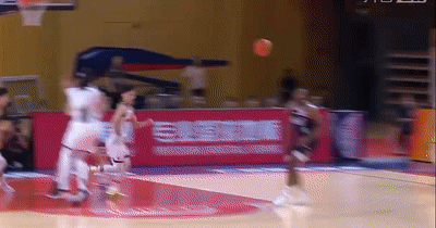 广东队G2大胜广州21分，胡明轩爆发引领逆转